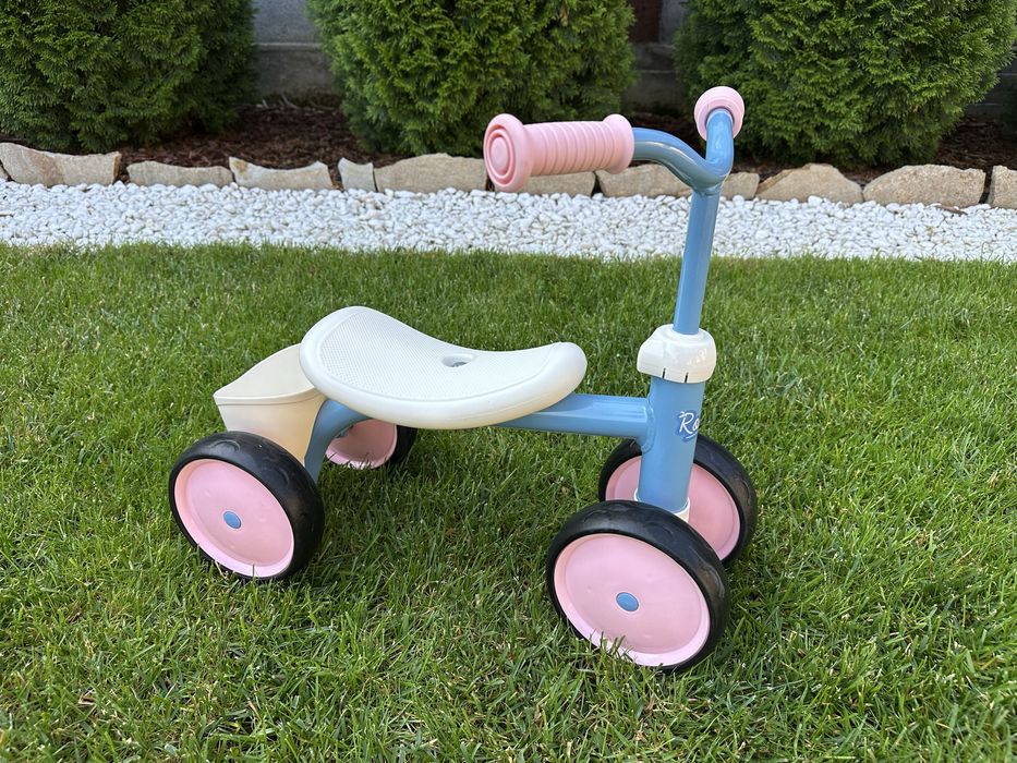 Малка детска кола музикална