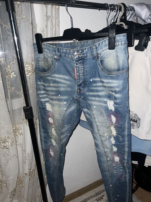 Bulgi DSQUARED2 in stare foarte buna