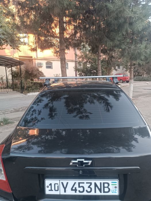 Продам багажник на крышу автомобиля