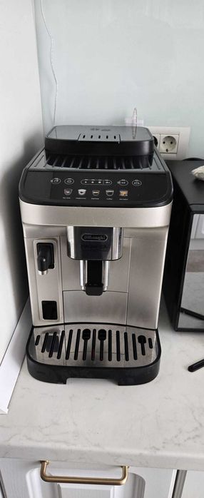Espressor automat De'Longhi Magnifica Evo