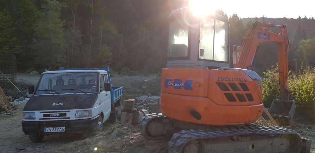 Inchirieri  utilaje. excavator  buldoexcavator camioane camionete