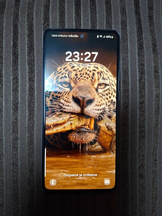 Продавам Samsung A72