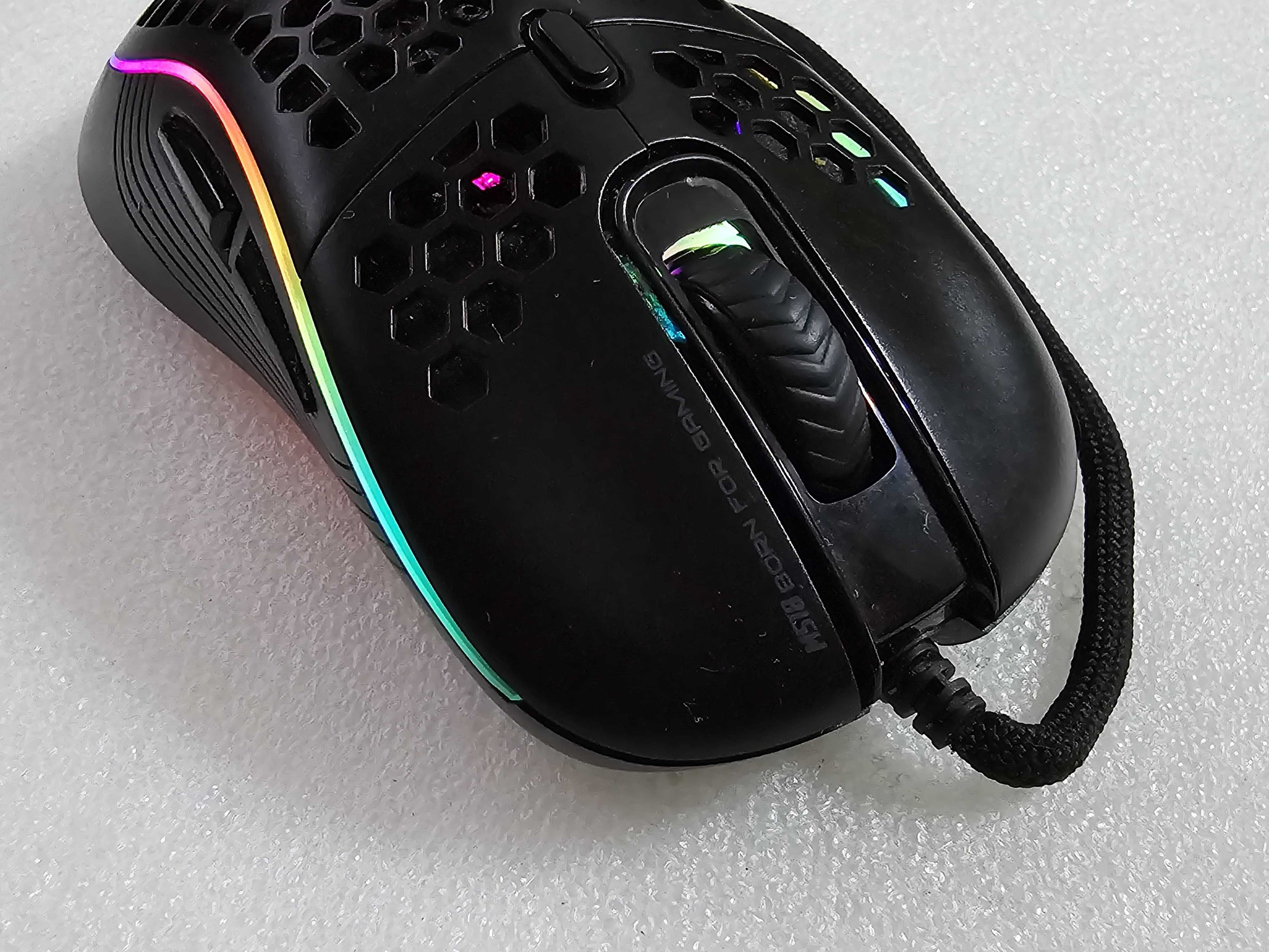 Mouse Marvo M518, 4800dpi, optic, USB cu fir, Negru - poze reale