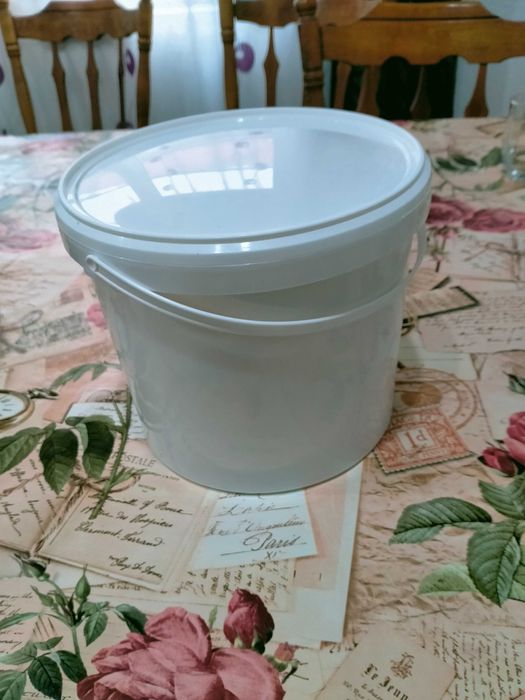 Vand branza telemea de vaca