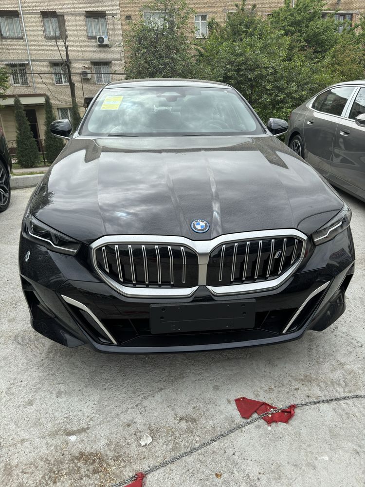 BMW I5 35 L 2024 yil bez probeg dop paket