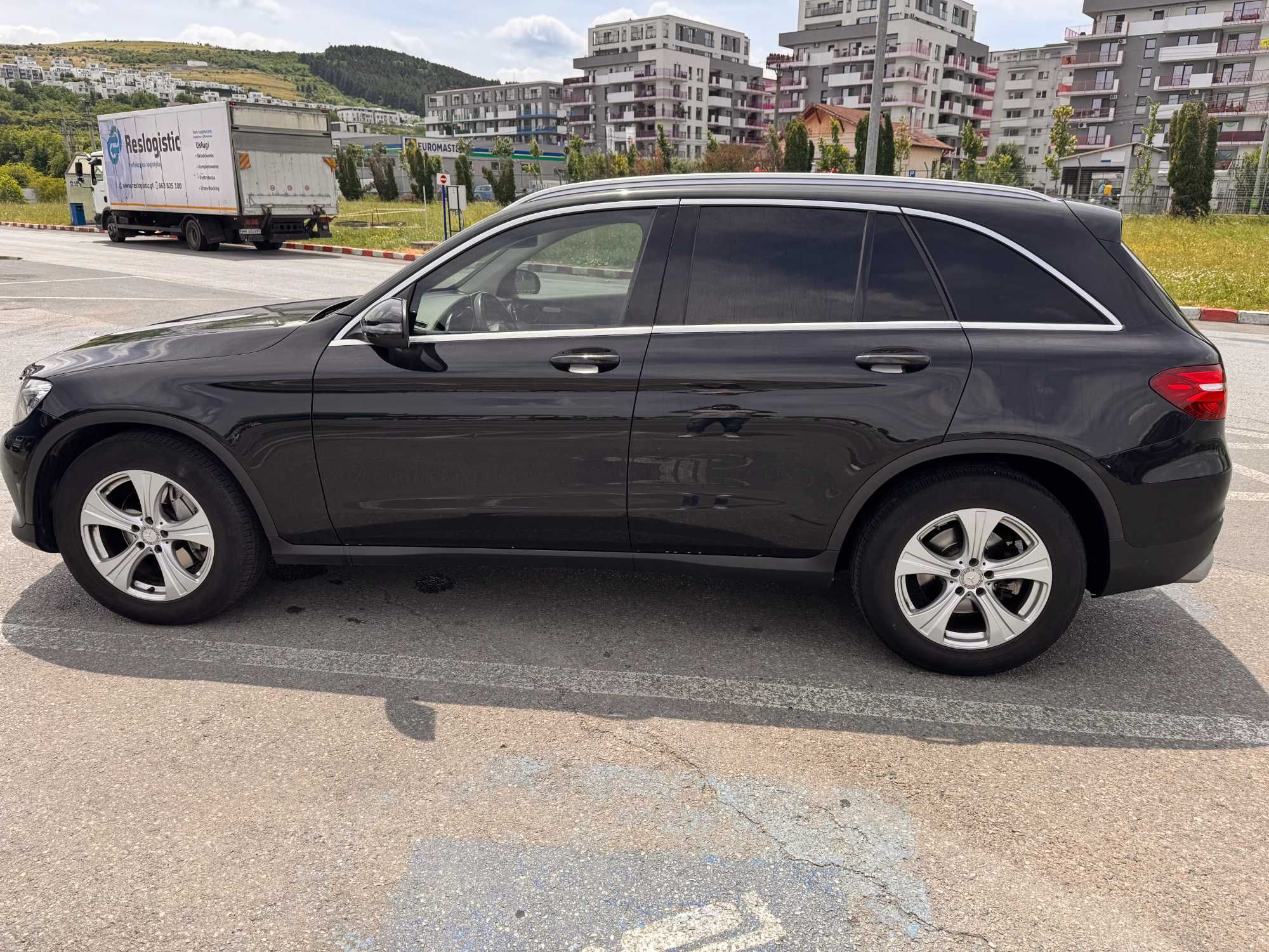 Mercedes GLC 220 4MATIC | Interior piele Bej - Euro 6 -editie germania
