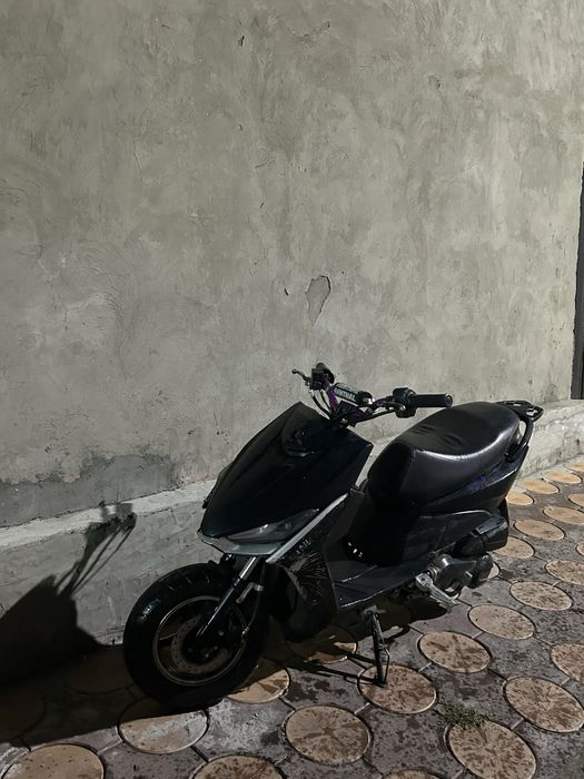 Продам скутер TANK N10