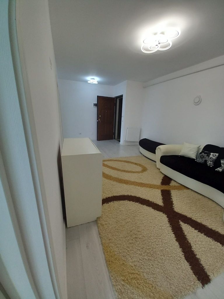 Apartament  de închiriat 87 mp