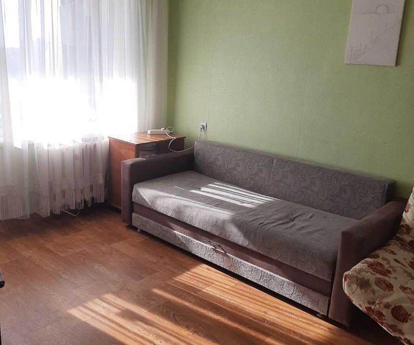 Сдам однокомнатную рн Толстого