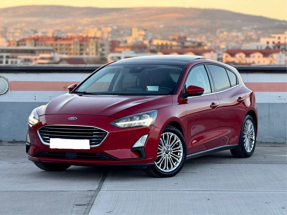 Ford Focus Vignale 1.5tdci 120CP FullLed Panoramic Ceasuri Digitale