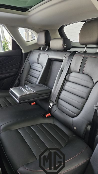 MG HS TROPHY 300 TGI

 Britaniya brendi, zamonaviy dizayn va Xitoy tex