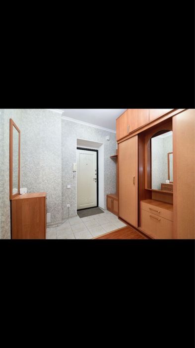 Шкаф, кухонный гарнитур бесплатно!