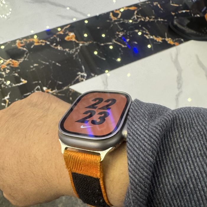 Apple watch ultra 2 natural titan