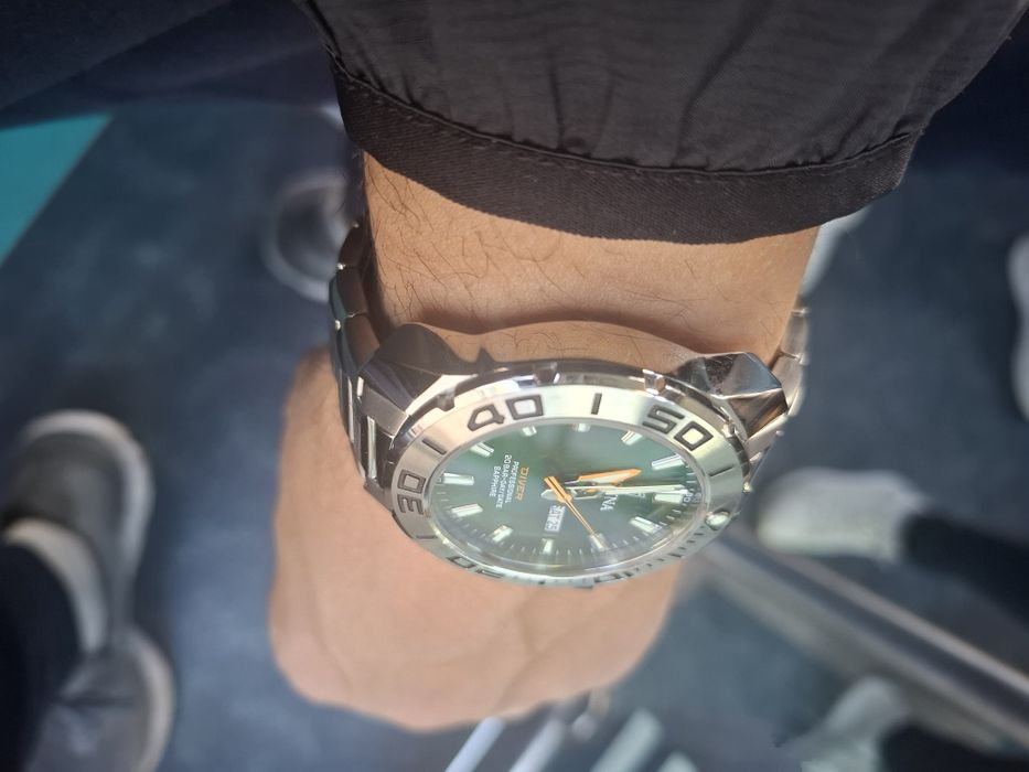 Продавам гаранционен часовник FESTINA F20665/2.