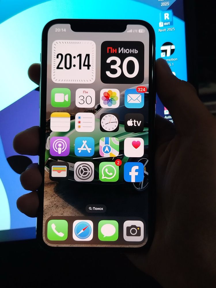 iPhone 11 pro yaxshi tutilgan