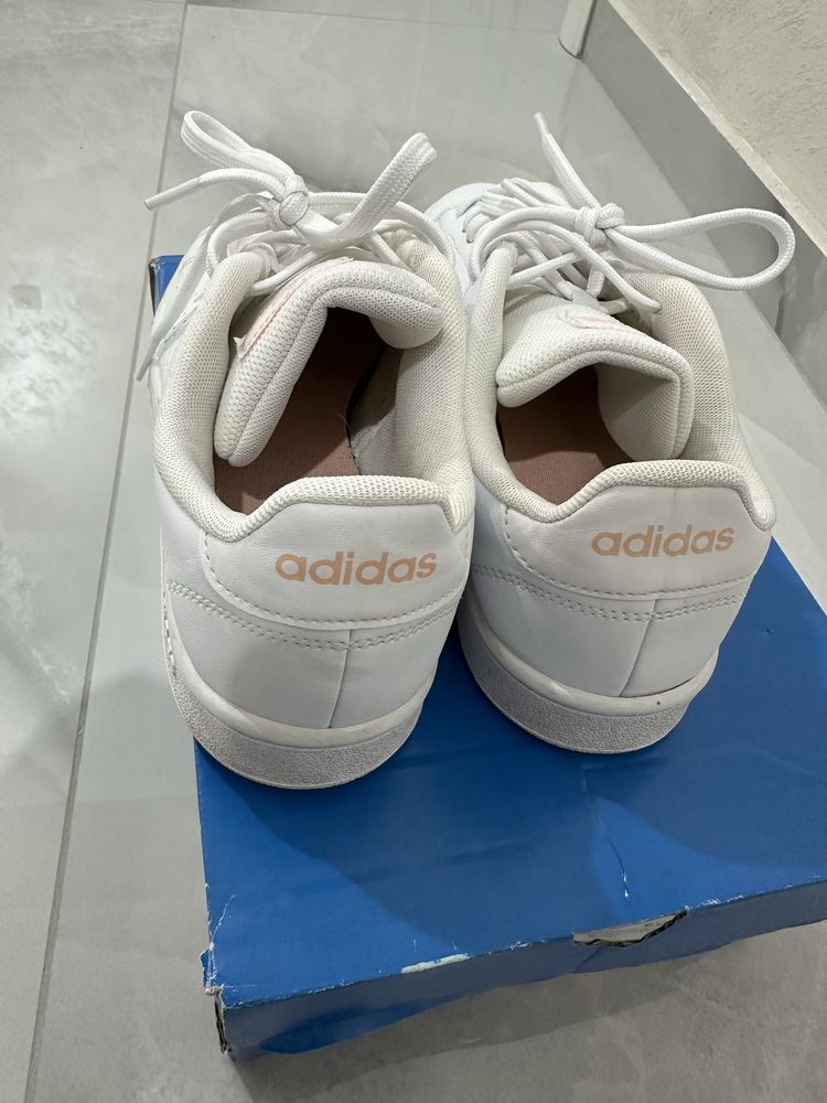 Оригинални Adidas маратонки