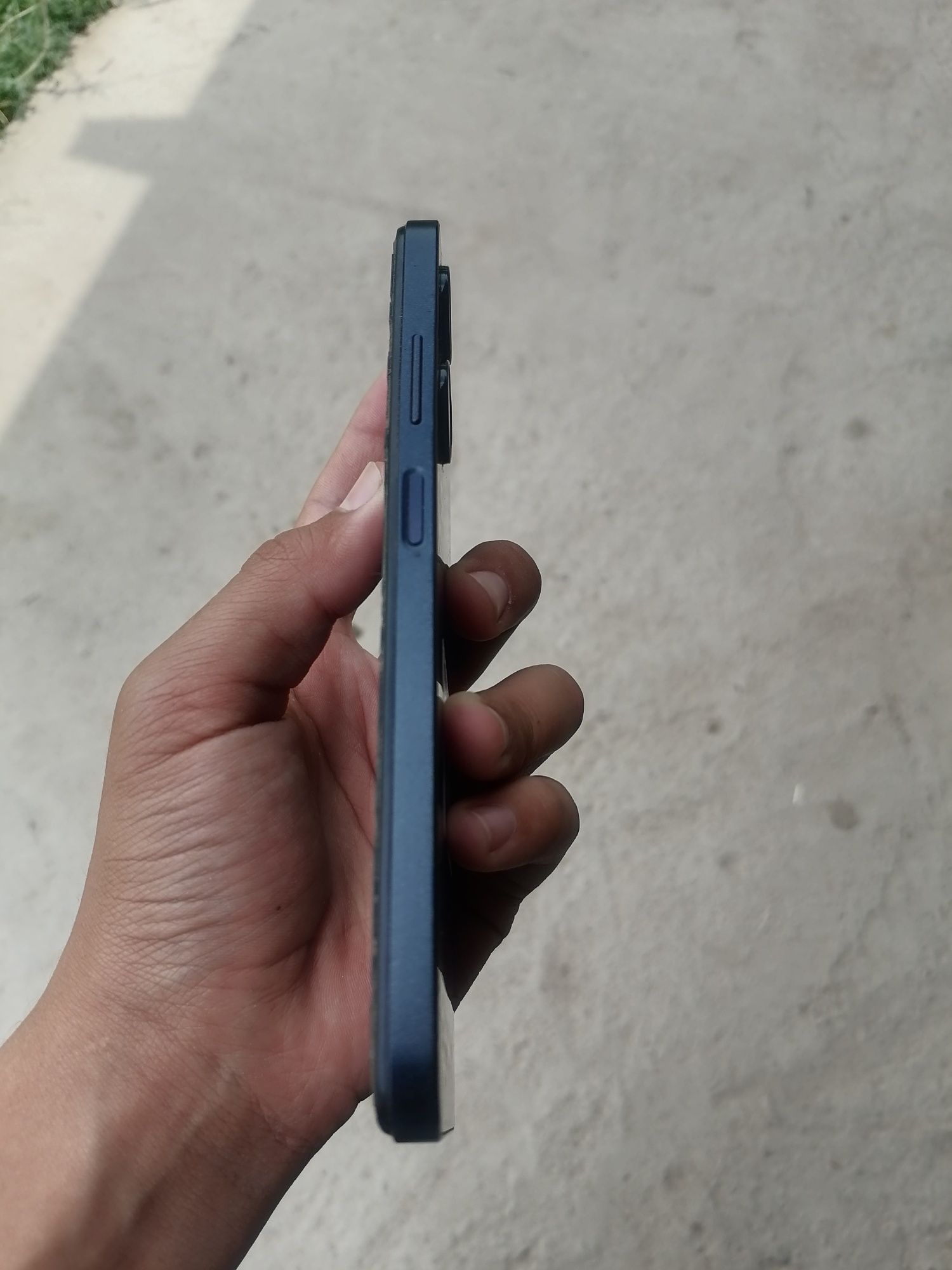 Infinix Hot 30i Holati yangi Karobka Dakument bor