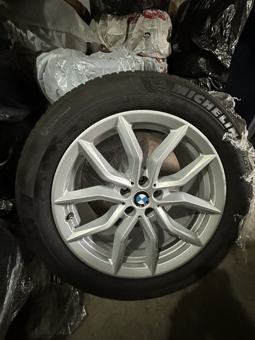 Jante cu anvelope de iarna R19 BMW x5 G05 265/50 r19