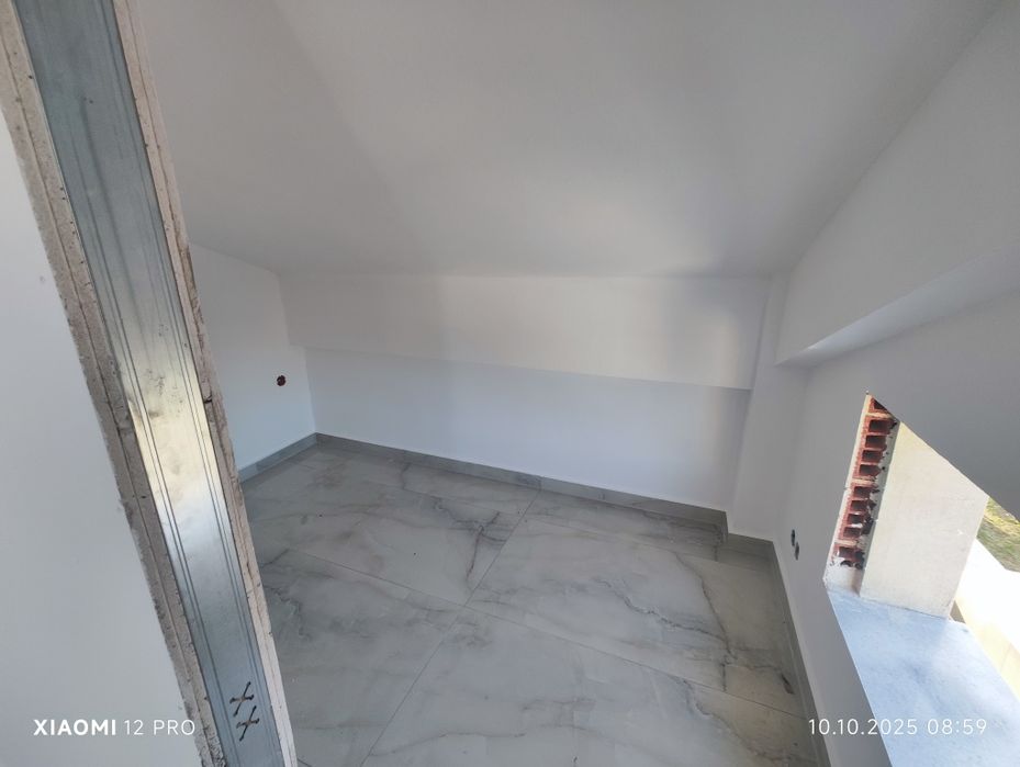 ПРОДАВА Мезонет в Паралия Офринио