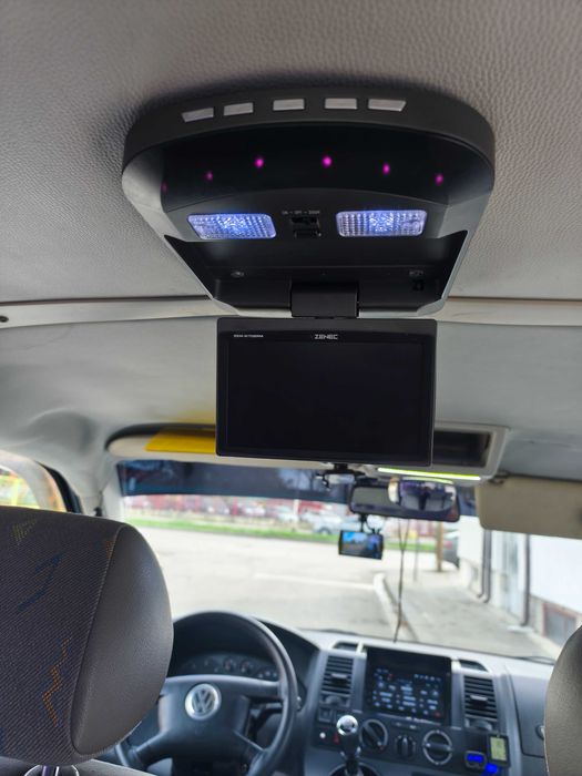 Транспортер Т5 девет местен