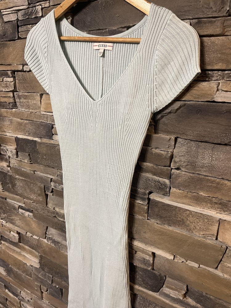 Guess-Zara-Stradivarius