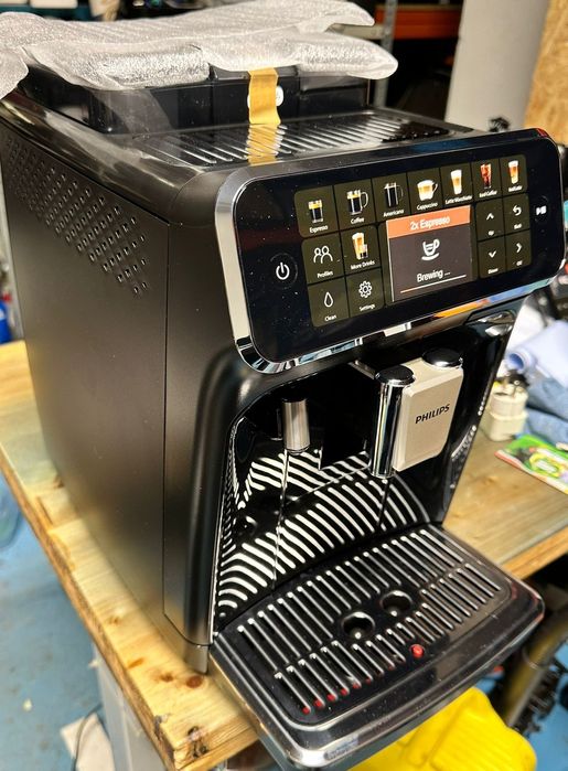 Philips latte go 5500 SIGILATE  cu 0 cafele