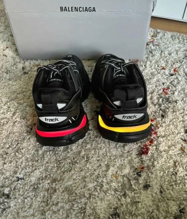 Balenciaga track led