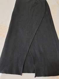 Черноя трикотажная юбка