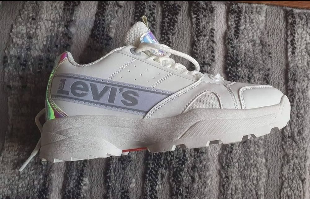 Детски маратонки Levi's