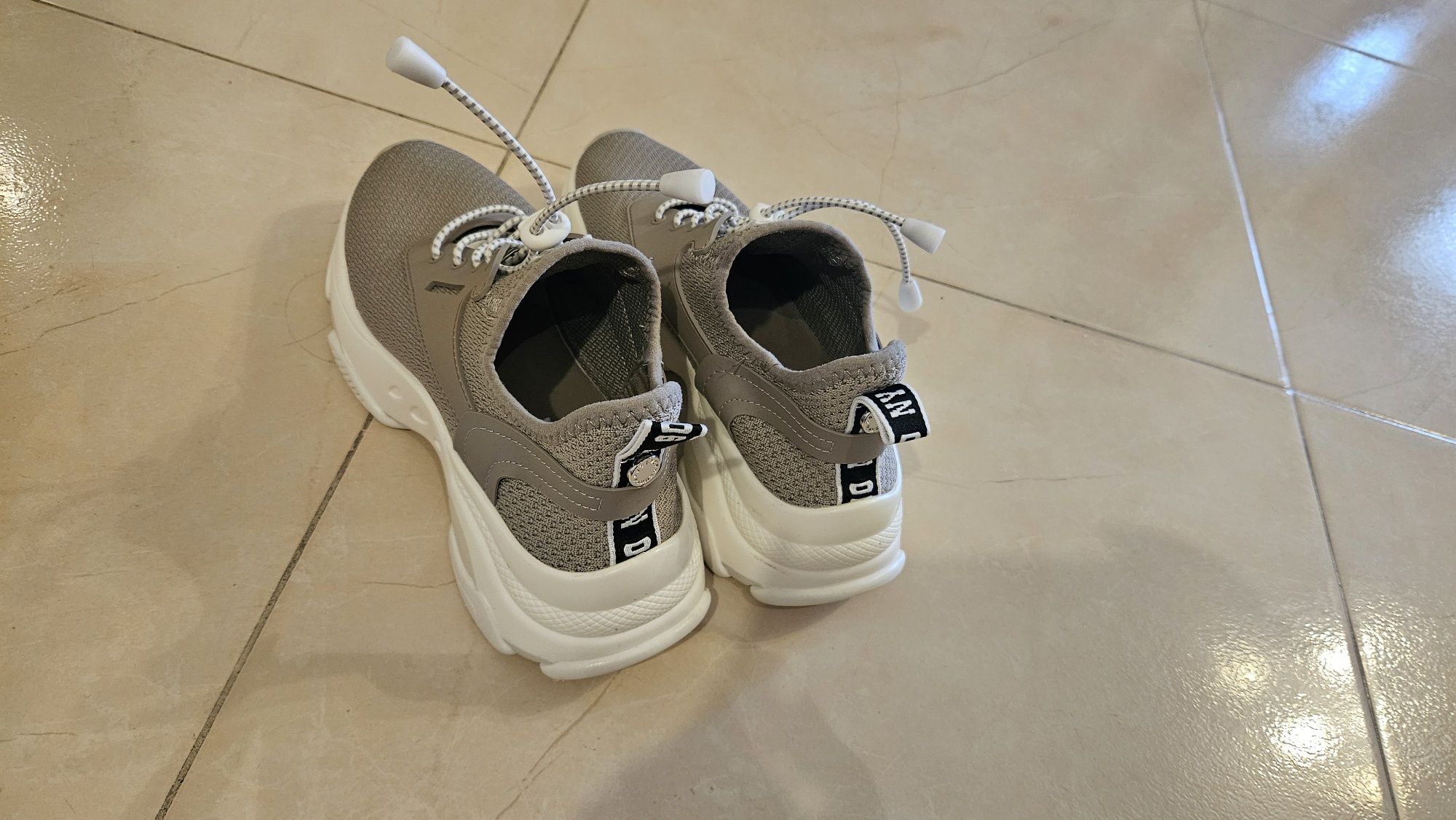 Steve Madden 36 номер
