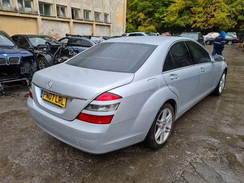 Mercedes W221 S320CDI 224кс OM642 НА ЧАСТИ!