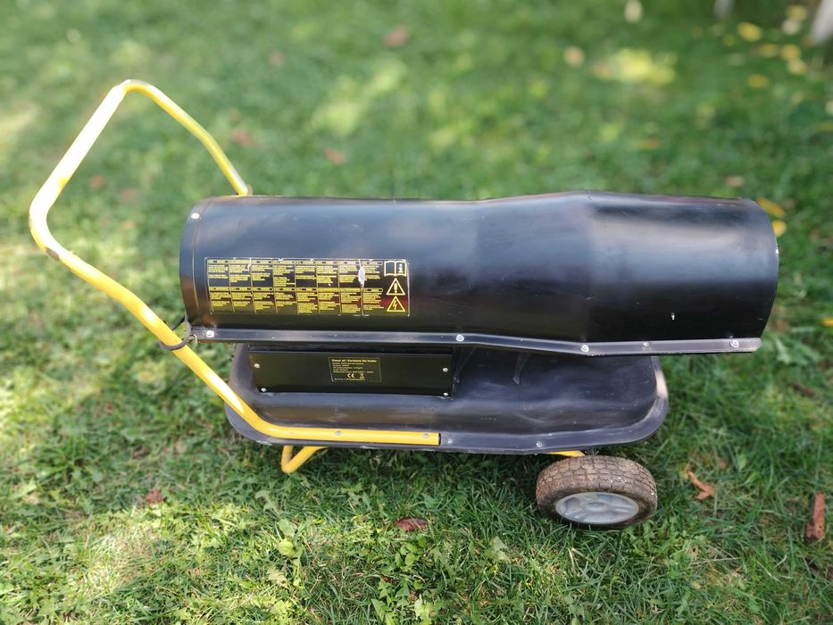 Oportunitate: Încălzitor aer Pro Intensiv 50 kW aproape nou