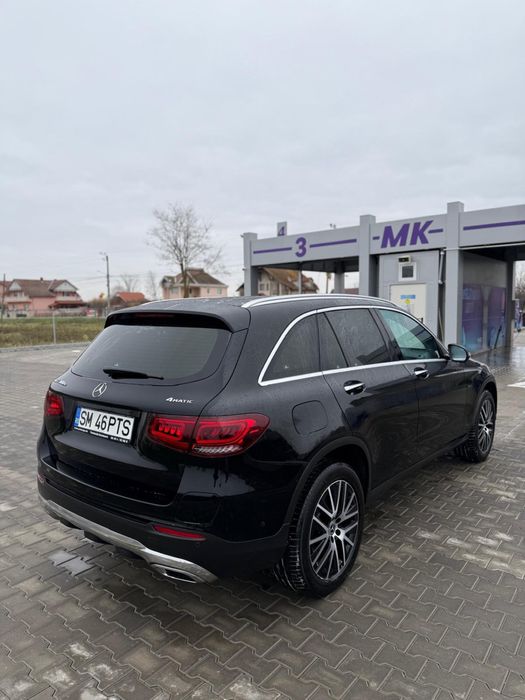 Mercedes GLC300e 163000 km an 2020
