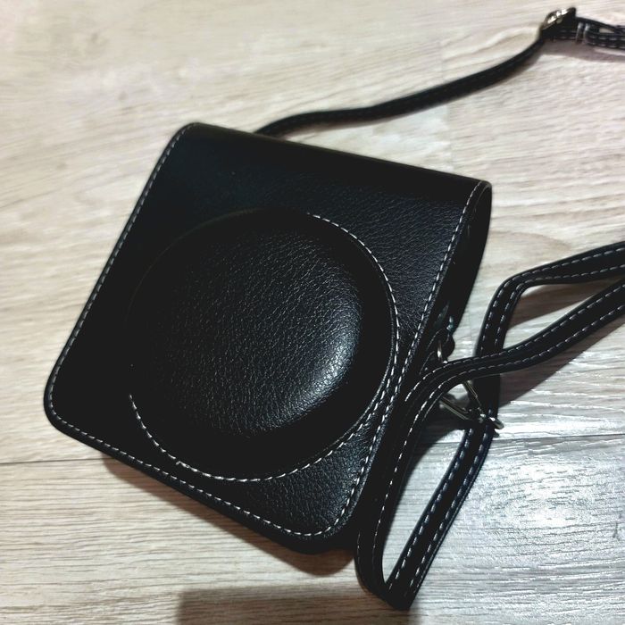 SALE %Срочно продаю в оочень оптимальной цене, Instax mini 40 + чехол