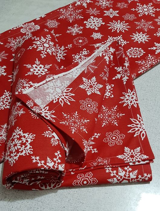 Скатерти праздничные