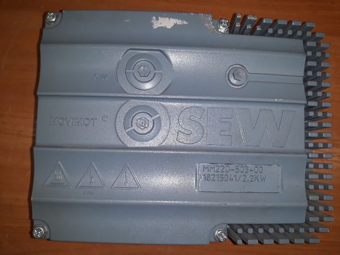 Честотен регулатор(инвертор) SEW MOVIMOT 400V