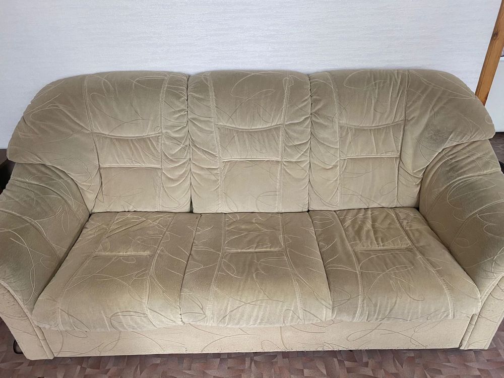 Продам диван с креслом