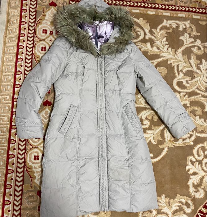 Продам пуховик в отличном состоянии очень теплый