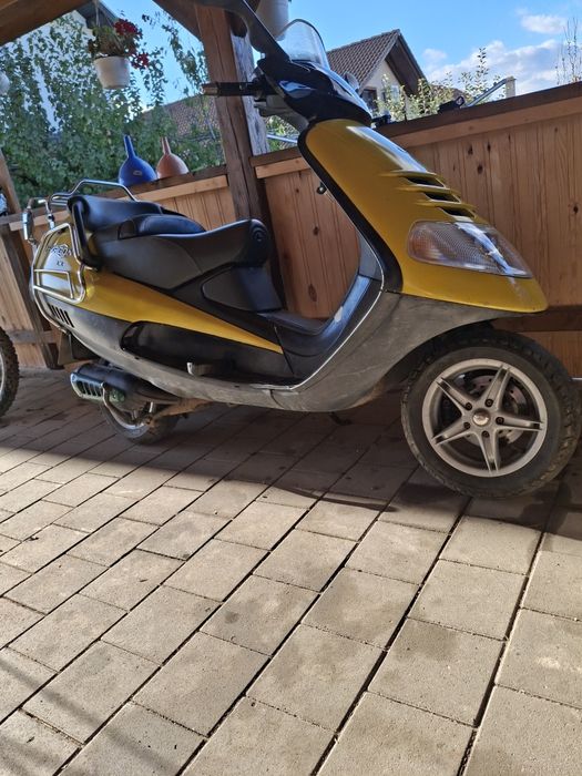 Piaggio hexagon lx 125 2t (acte) + Piaggio hexagon 125 2t (fara acte)