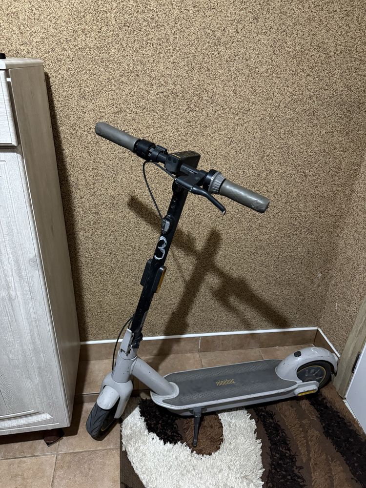 Электросамокат Ninebot Max G30L