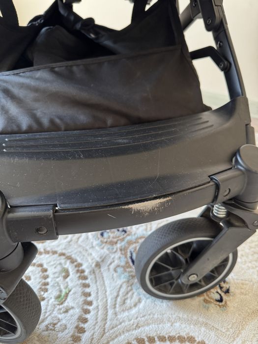 Коляска прогулочная