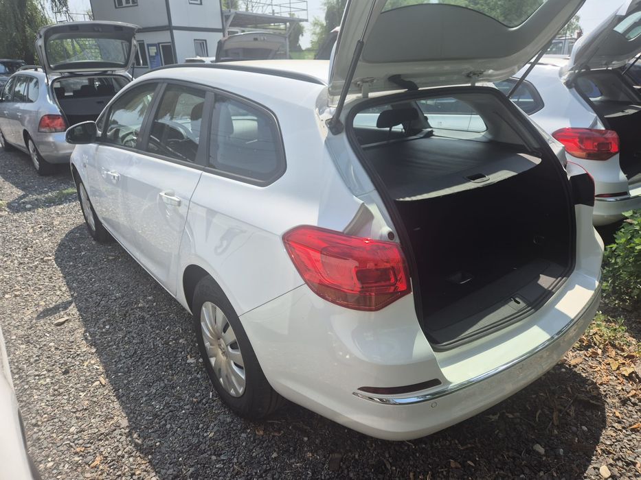 Opel Astra 2016, 1.6 d, Navi, 5 Buc pe stoc