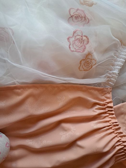 NOU!!Set perdea & draperie.