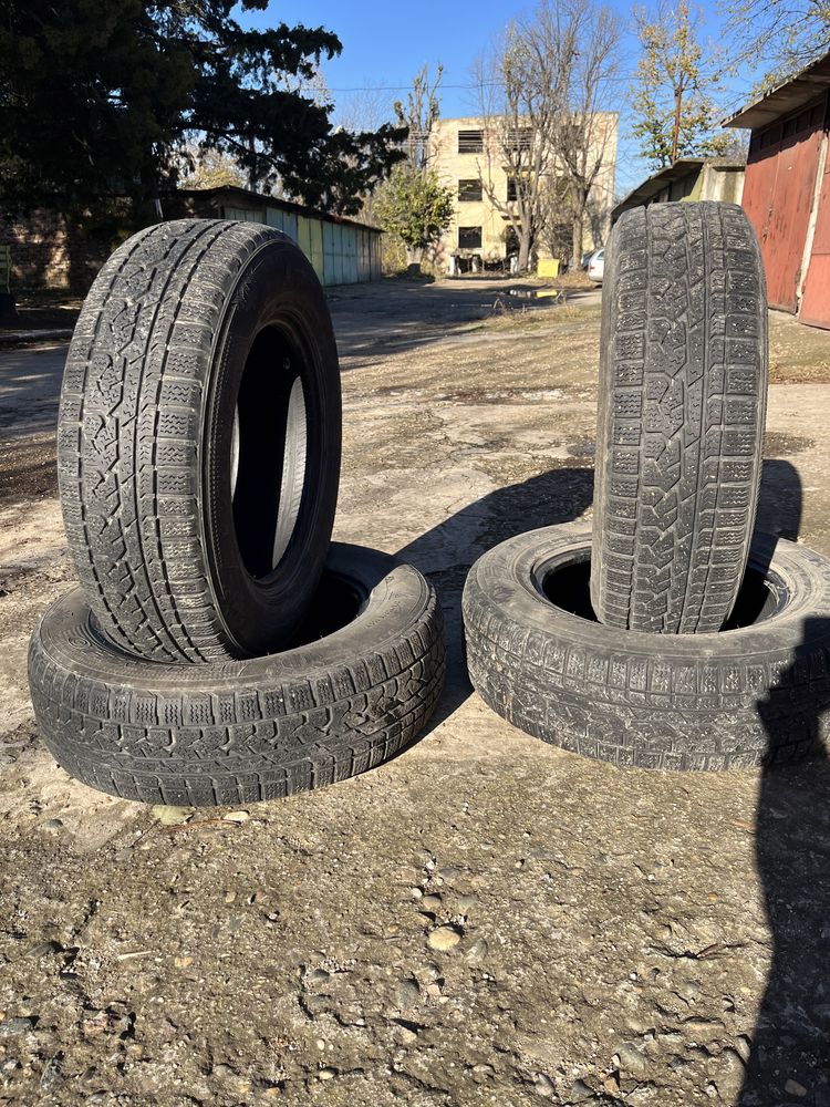 гуми M+S KUMHO 215/70R/16 100T