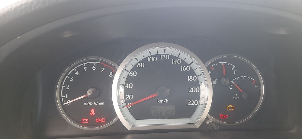 Ласетти  сотилади