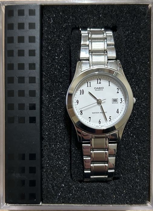 Дамски часовник Casio