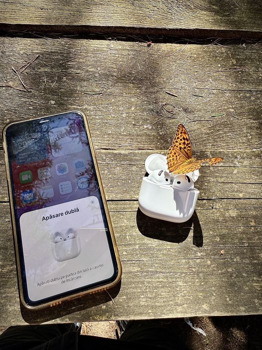 Casti Airpods 4 Sigilate