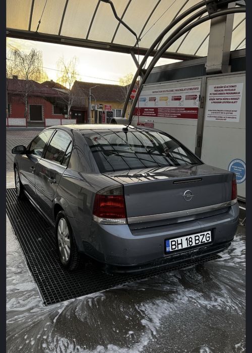 Opel Vectra C 1.8 benzina.