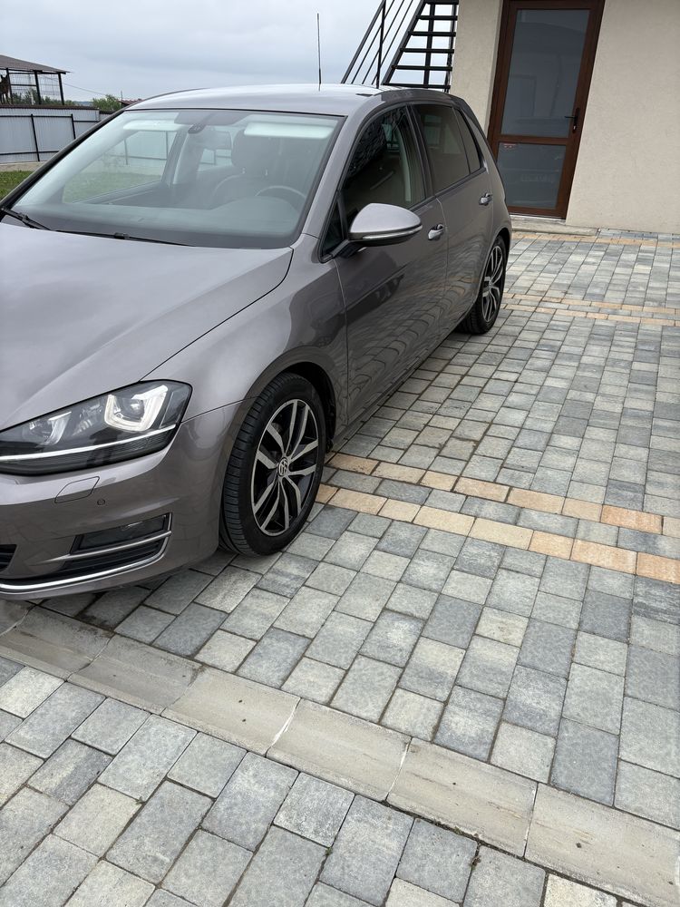 Volkswagen Golf 7 R line