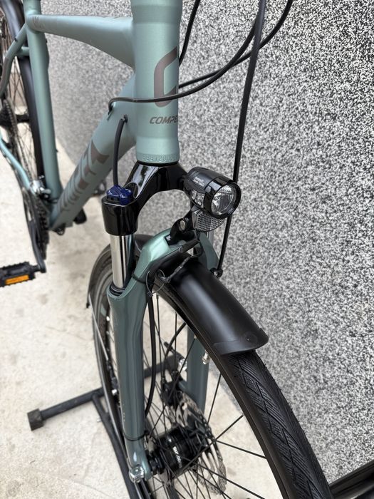 Compel XRC 700 28" Хибриден велосипед Shimano Alivio 27 Скорости ТОП